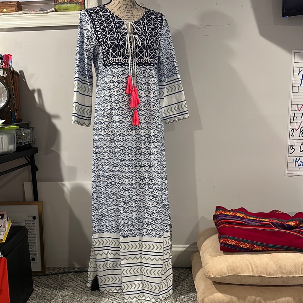 Elegant Blue and White Patterned Dress